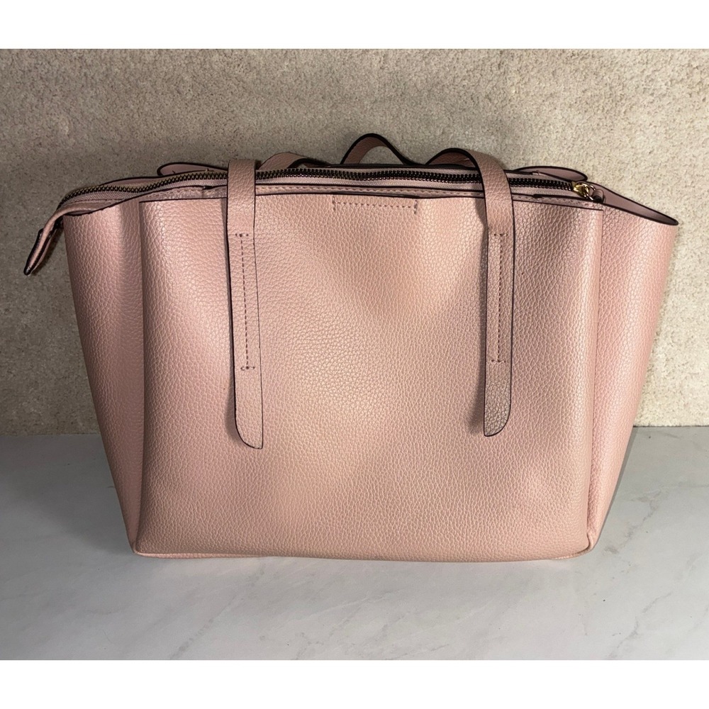 Nanette Lepore Pink Tote Bag - Medium - Pebbled Faux Leather Gold Hardware Chic